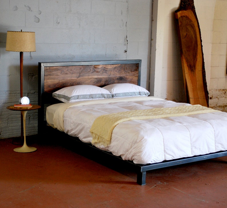 Kraftig Platform Bed With Rough Walnut Headboard King Size Image 0