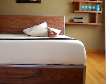 The Early Century Bed - King Size