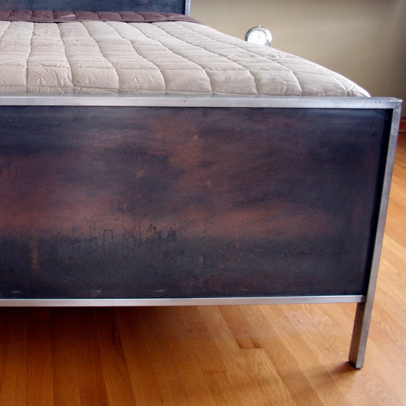 Steel Panel Bed Queen Size image 3