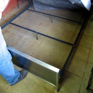 Steel Panel Bed Queen Size image 5