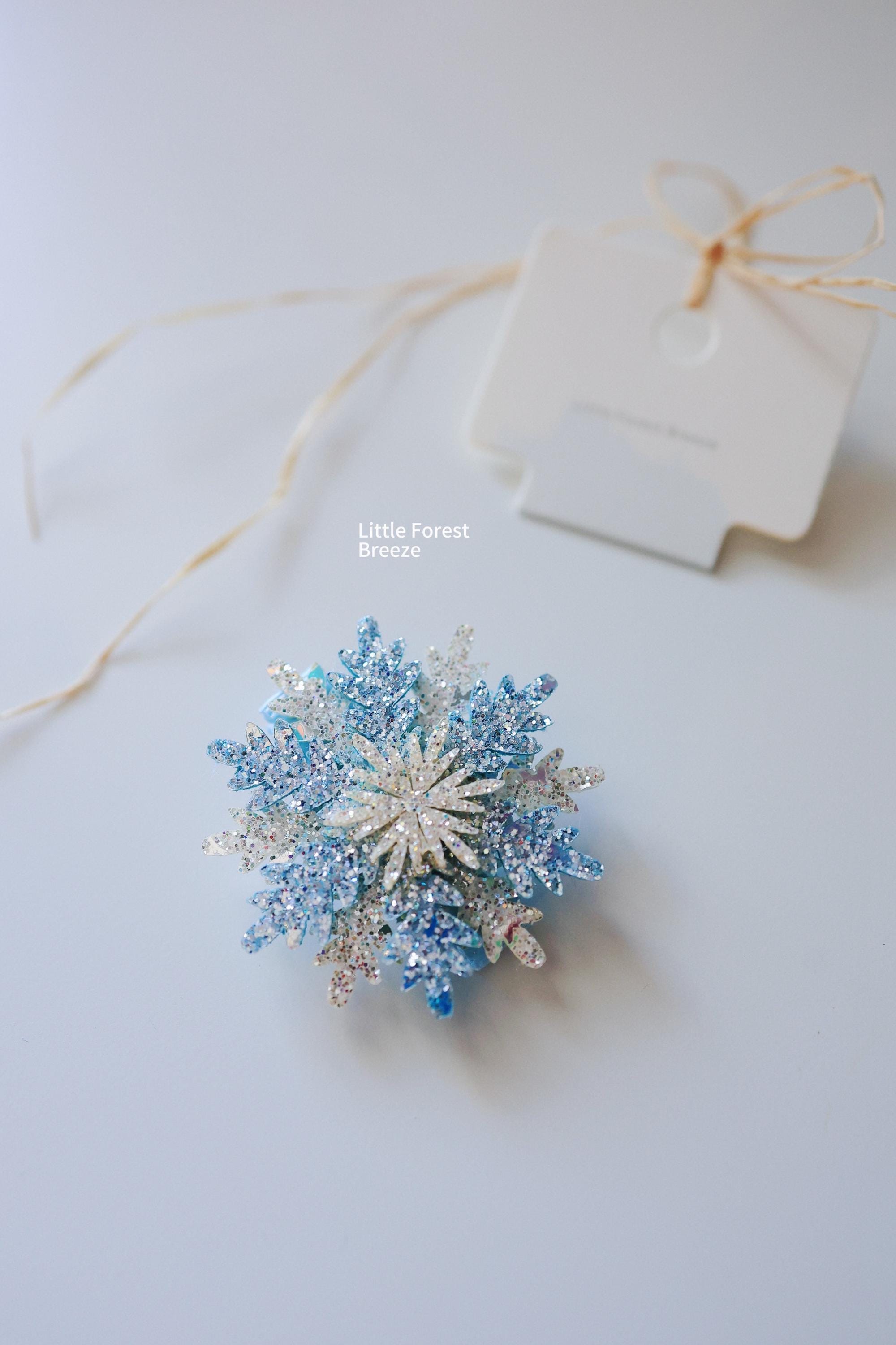 Dazzling Silver Snowflake Hair Accessory Snowflake Hair main image 3