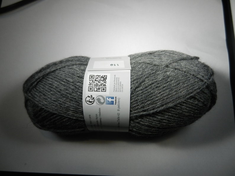 Phildar Phil folk 50 sock yarn 75-25 wool and poli 50gms color aluminum 110 1 ball