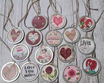10 12 oder 24 Primitive Metall umrandeten Hang Tags Valentine Liebe Herzen Hang Tags Mini Baum Ornamente Ornies Scrapbooking Party Favors Geschenk Krawatten