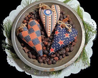 3 Primitive Grungy Farmhouse July 4 USA Americana Patriotic Red White and Blue Hearts Ornies Ornaments Tiered Tray Tucks Bowl Fillers