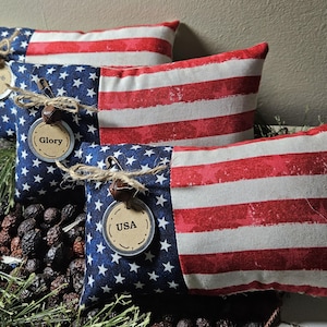 1 patriottische primitieve boerderij Americana VLAG 4 juli VS komvuller ornie ornament tuck mini kussen plank sitter decor gelaagde lade