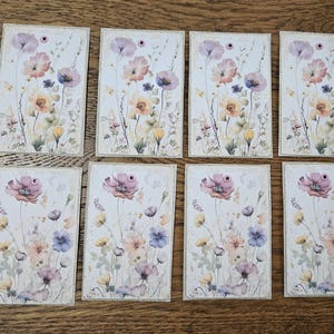 8 Fleurs de ferme pastel pastel Belles fleurs printanières Étiquettes volantes Cravates-cadeaux Ornements d'arbre Ornies Scrapbooking Junk Jounal Paysages de table Projets DIY