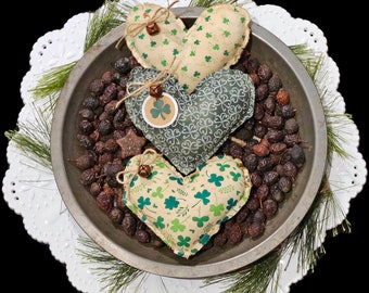 3 Primitive Grungy Farmhouse St Patricks Day Heart Shaped Shamrock Bowl Fillers Ornies Ornaments Tucks Tiered Tray March 17 Accent Pillows