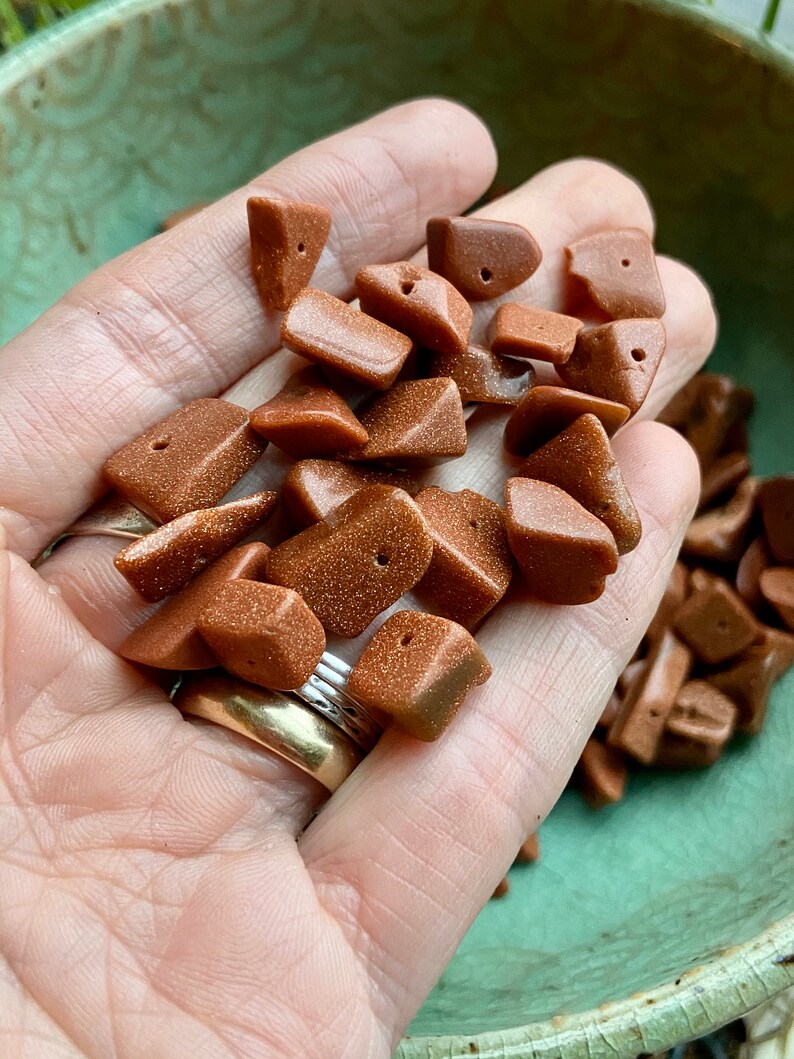 Destash 100/% cancer charity donation. Large goldstone glass nuggetchip beads