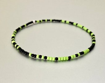 Secret Message Bracelet in Binary Code with Seedbeads  - Minimalist Jewelry - 100% cancer charity donation!