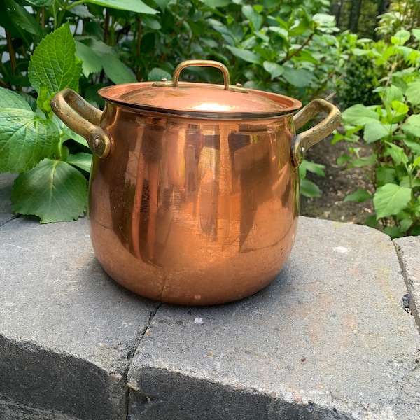 Vintage Copper Pot with Lid