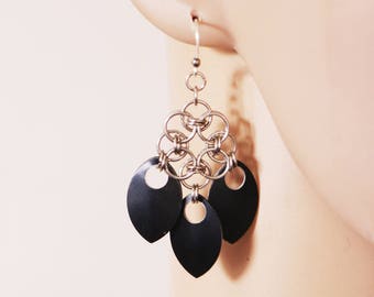 Black Scalemaille Earrings