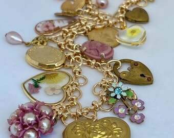 Hyacinth - a Vintage Charm Necklace