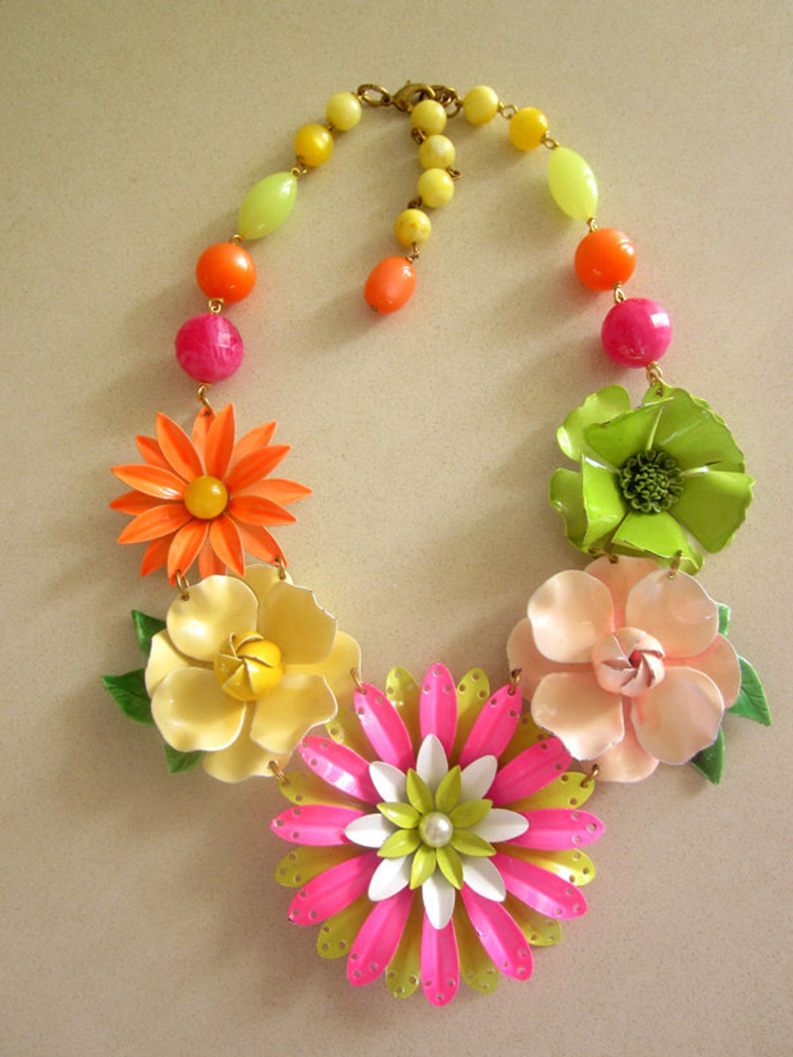 Vintage Necklace Enamel Flower Necklace Flower Power Etsy