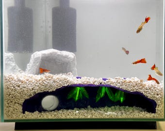 Leuchtende Kristallhöhle für Aquarien - Einzigartiges 3D-gedrucktes Versteck mit Lichtfangenden Kristallen