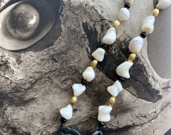 Vulture Sea Shell Bold Necklace