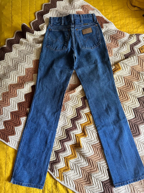 WRANGLER dark blue bootleg mid-rise jeans