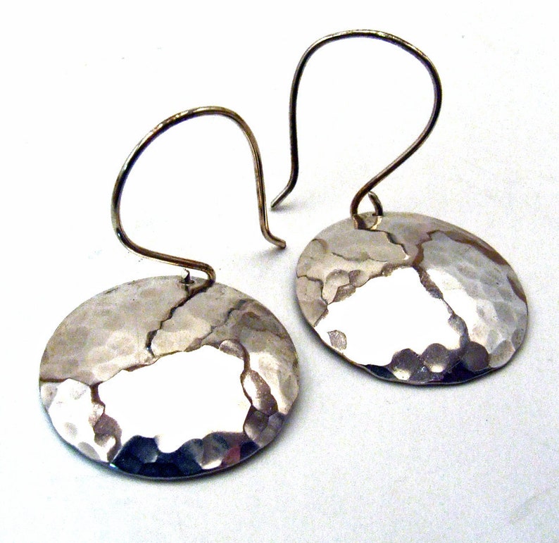 SEXY SATURN Hammered Sterling Silver Earrings, 1 inch Round Discs on Handmade Earwires image 2