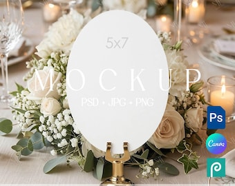 Maqueta de tarjeta ovalada para número de mesa, plantilla de letrero de 5x7, PSD PNG para asientos de boda o menú