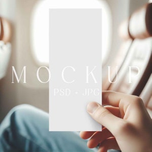 Geschenkkarten-Mockup, Überraschungsreiseticket 7x3 Mockup, Urlaubskarten-Mockup PSD, weiße Karte Mockup, Reisegeschenkkarte, Reiseticket-Modell PSD