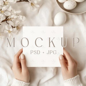 Quadratisches Kartenmodell, Ostern quadratisches Einladungsmodell, 5x5 Business Card Mockup, Grußkarte Mockup, quadratische Hochzeitseinladung Vorlage PSD