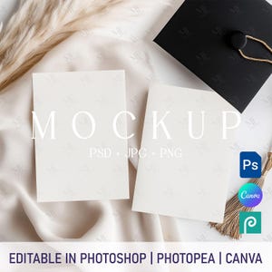Afstuderen uitnodiging wenskaartmodel, dubbele kaart PNG, 5 x 7 uitnodiging PSD-sjabloon, afstudeerfeestje uitnodigen mockup, afstudeerkaart 2 pagina's Canva