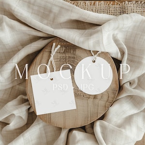 Mockup di etichetta Boho, mockup di etichetta quadrata rotonda, mockup di etichetta di compleanno o matrimonio, mockup di etichetta regalo, mockup PSD, mockup di baby shower, mockup di etichetta per abbigliamento