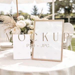 Zeitkapsel Mockup, 8x10 Rahmen & 5x7 Karte PSD, Boho Hochzeits- oder Geburtstagsfeier Andenken Mockup, bearbeitbares Zeitkapsel Design für Veranstaltungen PSD