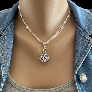 Minimalist Antique Silver Filigree Puffed Heart Pendant Necklace