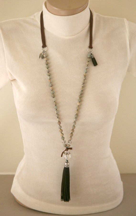 Collana di perle con nappa - Italia