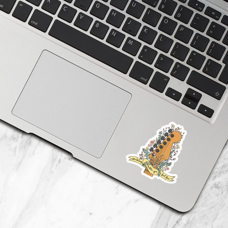 Gitaarsticker bloemen, je hoort ergens waar je je vrij voelt, vinylstickers, waterflesstickers, gitarist cadeau, cadeau gitarist, cadeau gitarist - S329 afbeelding 3
