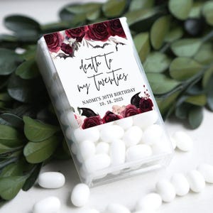 Étiquettes Death to mes 20 ans pour bonbon, cadeaux d'Halloween 30e anniversaire, anniversaire de sorcière, autocollants gothiques personnalisés menthe d'anniversaire