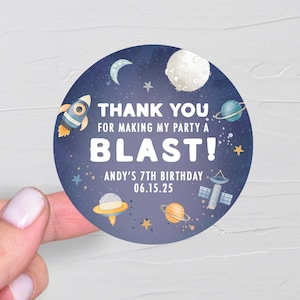 Autocollants de bonbonnière sur l'espace, étiquettes d'anniversaire d'astronaute, autocollants d'anniversaire dans l'espace, étiquettes de remerciement galaxie lune, étiquette de fête à thème espace