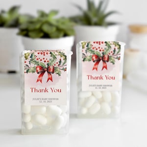 Étiquettes de faveur de baby shower de Noël pour des menthes, autocollants menthe de baby shower de vacances, noeud rouge de coquette, cadeau d'invité de remerciement de baby shower de décembre