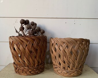 Beautiful Vintage Wicker Baskets Rustic Home Decor