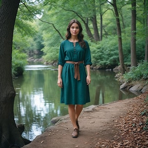 Minimalist Medieval Green Tunic Dress | Rustic Peasant-Inspired Gown | Vintage Renaissance Costume for Women|Bohemian Forest Wanderer Attire