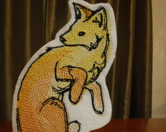 Embroidered Fox Patch: Iron-On Animal Applique