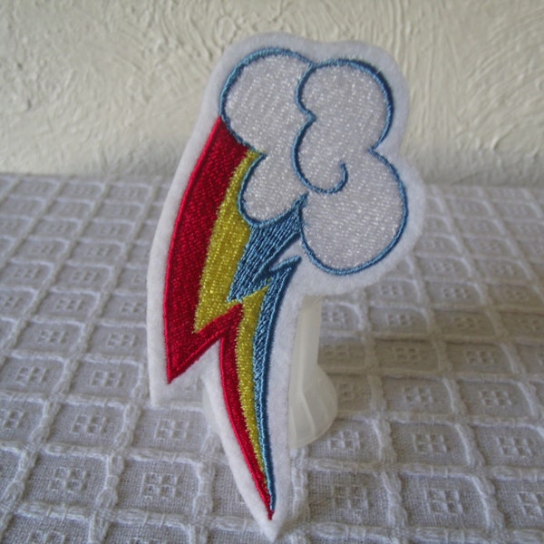 Mein kleines Pony Rainbow Cutie Dash Eisen Links auf Patch gestickt