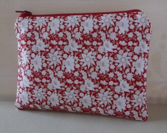 Rote Tasche, Rot Weiß, Rot Floral, Reißverschlusstasche, Tampontasche, weiß geblümt, weiße Blumen, Kulturbeutel, Schminktäschchen, Sanitärhalter, Chevron