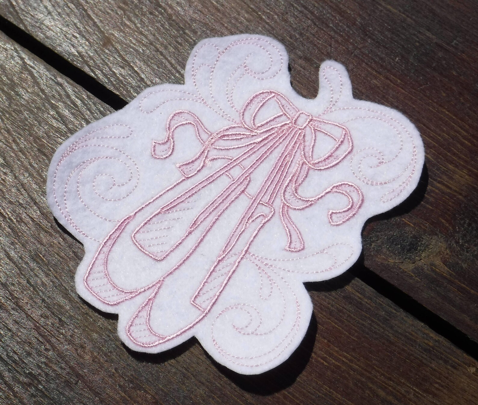 ballet patch - ballet shoes - iron on patch - embroidered applique - ballet gifts - embroidered gifts - pink patch - ballerina g