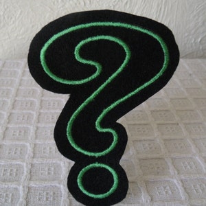 Question Mark, Green Question Mark, Iron On Patch, Embroidered Patch, Comic Book Villain, Embroidered Applique, Comic Con, Halloween Costume