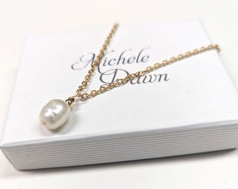 Freshwater baroque pearl necklace. Ivory freshwater pearl with 14ct gold filled or sterling silver chain. Pearls. Wedding. Gift for her.