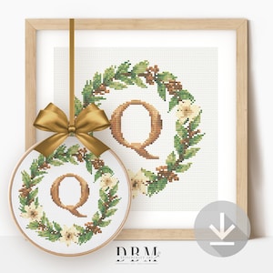Padrão de ponto cruz com monograma de guirlanda de Natal com letra Q | Guia em PDF | Download digital | Arte de parede em ponto cruz | Ponto cruz para iniciantes