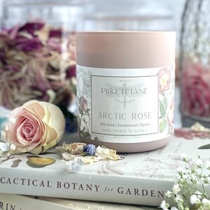 Luxury Wood Wick Soy Wax Candle,  Natural Fragrance Candle, Vintage Candle, Phthalate-Free, Sustainable, Hand-Poured