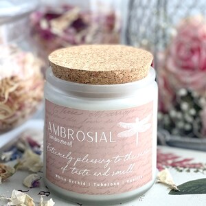 Luxury Wood Wick Soy Wax Candle,  Natural Fragrance Candle, Vintage Candle, Phthalate-Free, Sustainable, Hand-Poured
