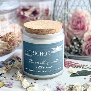 Luxury Wood Wick Soy Wax Candle,  Natural Fragrance Candle, Vintage Candle, Phthalate-Free, Sustainable, Hand-Poured