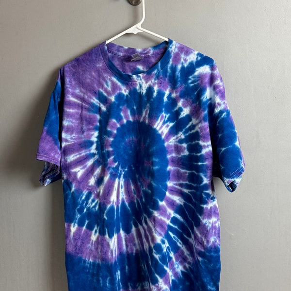 XL Tie Dye T-Shirt, Hand Dyed Blue Purple Spiral Tee, TieDye Hippie Boho Design, Size Extra Large