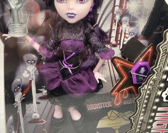 Monster High Elissabat Hauntwood Doll – Angst vor Actionkamera