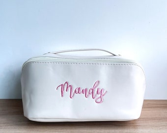 Bolsa cosmética bordada personalizada / Organizador de herramientas de maquillaje personalizado / Regalo de cumpleaños especial / Regalo único para ella / Regalo del Día de la Madre