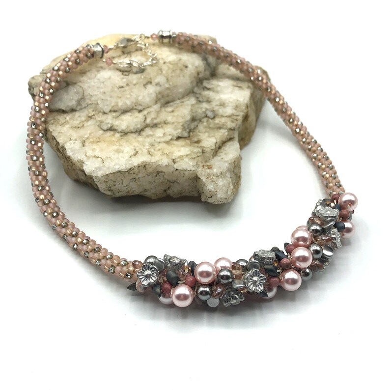 Pale pink /& silver-grey Kumihimo Beaded Necklace Czech glass 17 12-18 Seed Beads 20 adjustable length Braided