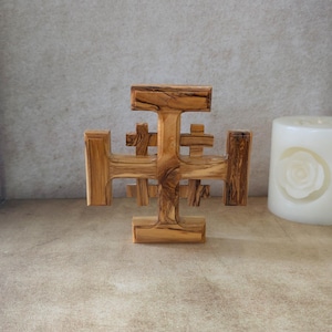 11,5 cm Olivenholz-Jerusalem-Kreuz, handgefertigtes Holzkreuz aus dem Heiligen Land Jerusalem, religiöses Geschenk, neues Wohngeschenk und Wohnkultur